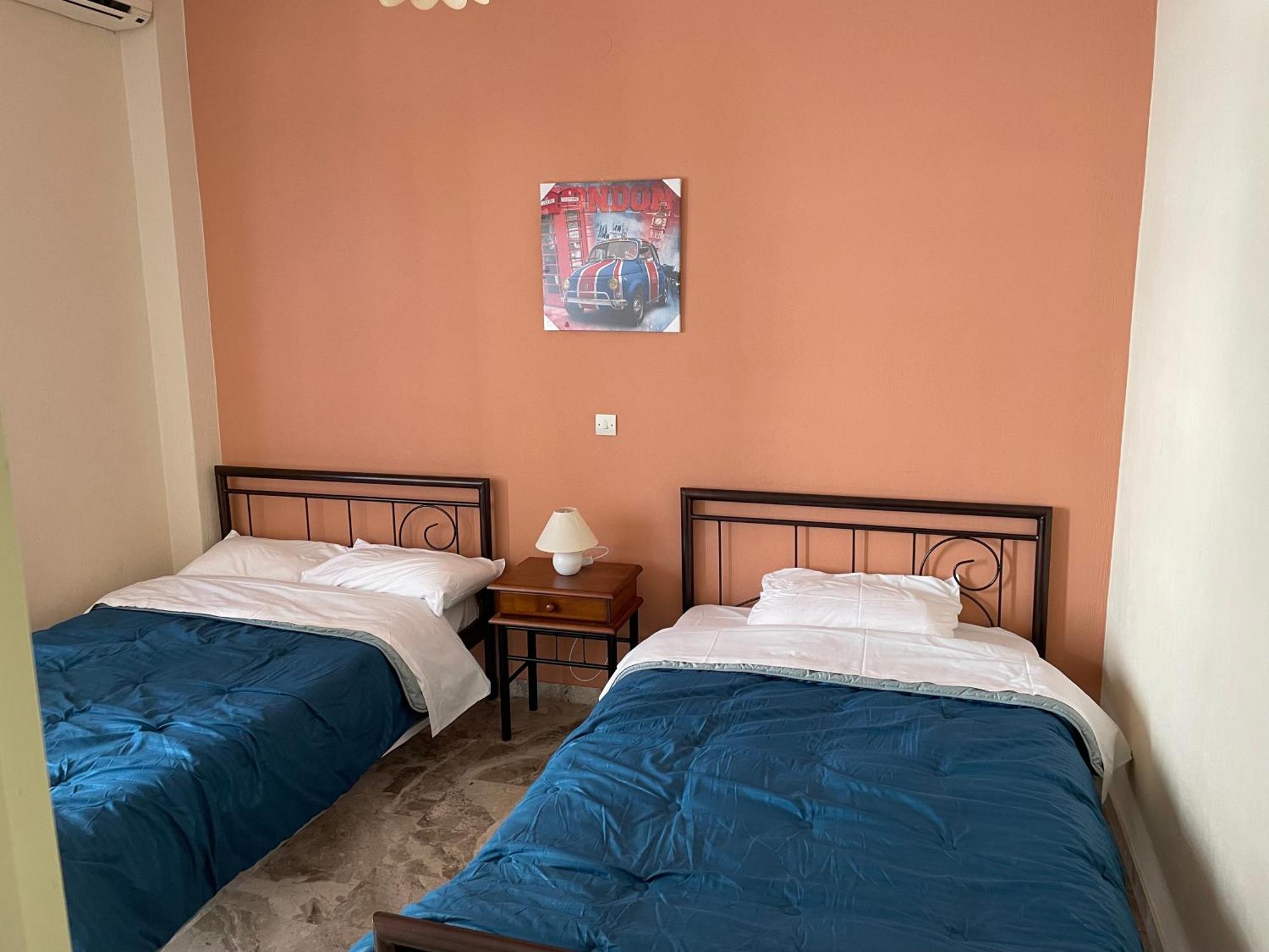Finikas Apartment ไอเรีย ภายนอก รูปภาพ