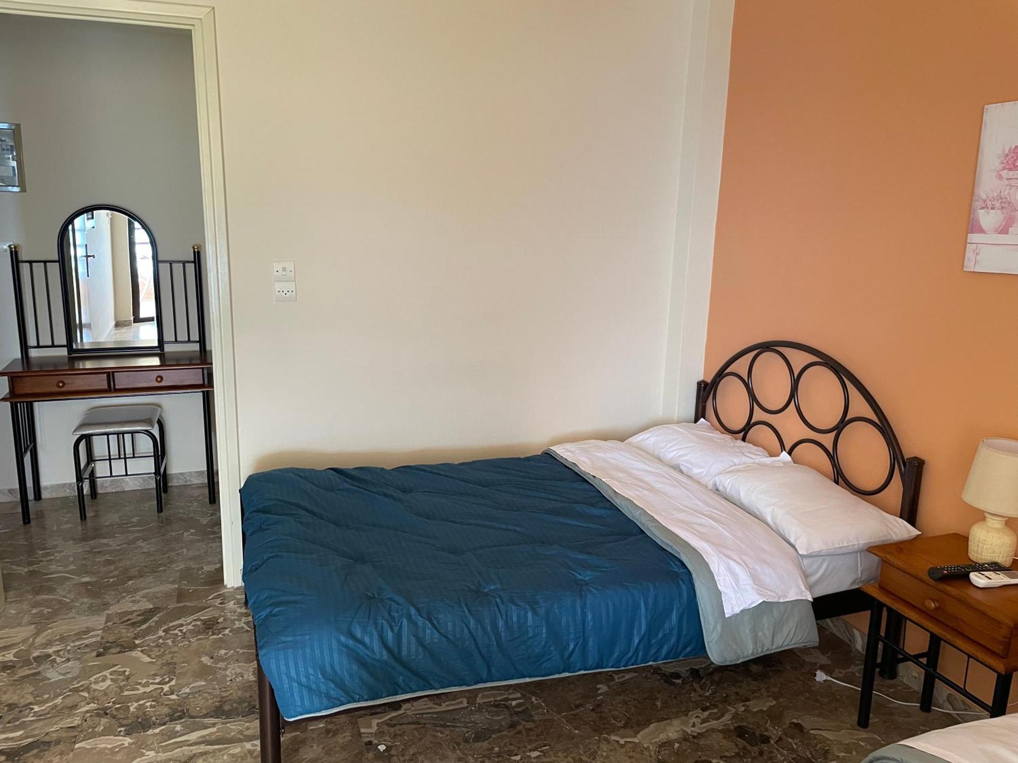 Finikas Apartment ไอเรีย ภายนอก รูปภาพ